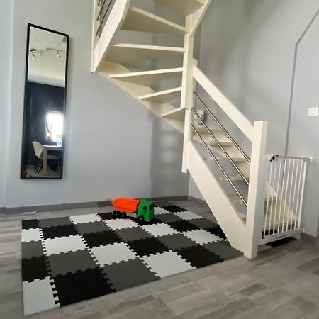 Next2Airport - Appartement House Of Lions Ransart Buitenkant foto